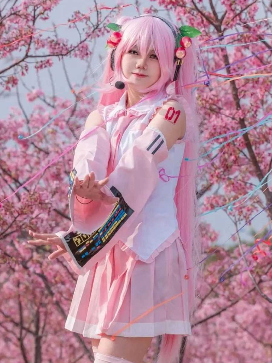 Pink Idol Character Outfit