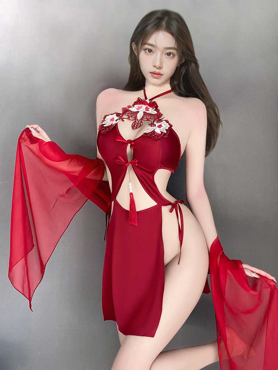 High Slit Appliques Qipao Outfit