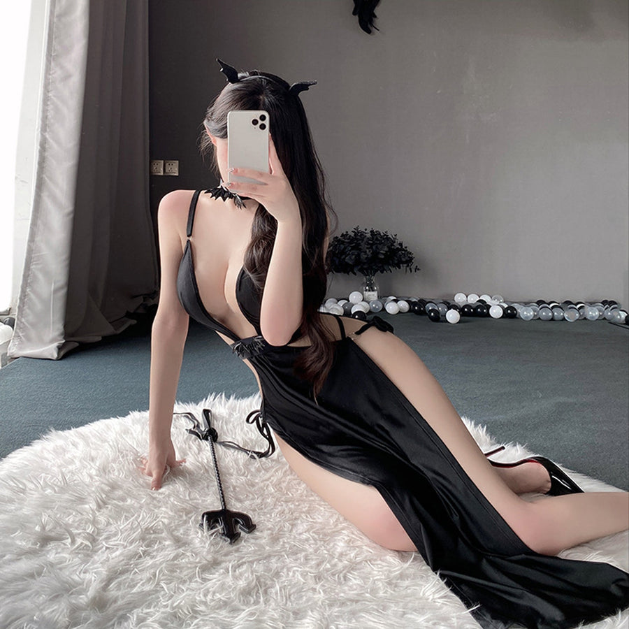 Yomorio Sexy Devil Costume Black High Slit Maxi Dress  Succubus Demon Cosplay Costume